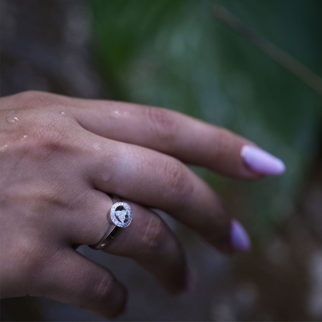 Lotus diamond ring
